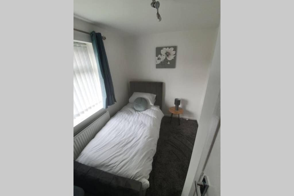 Entire House - Cheshire Oaks/Ellesmere Port Εξωτερικό φωτογραφία